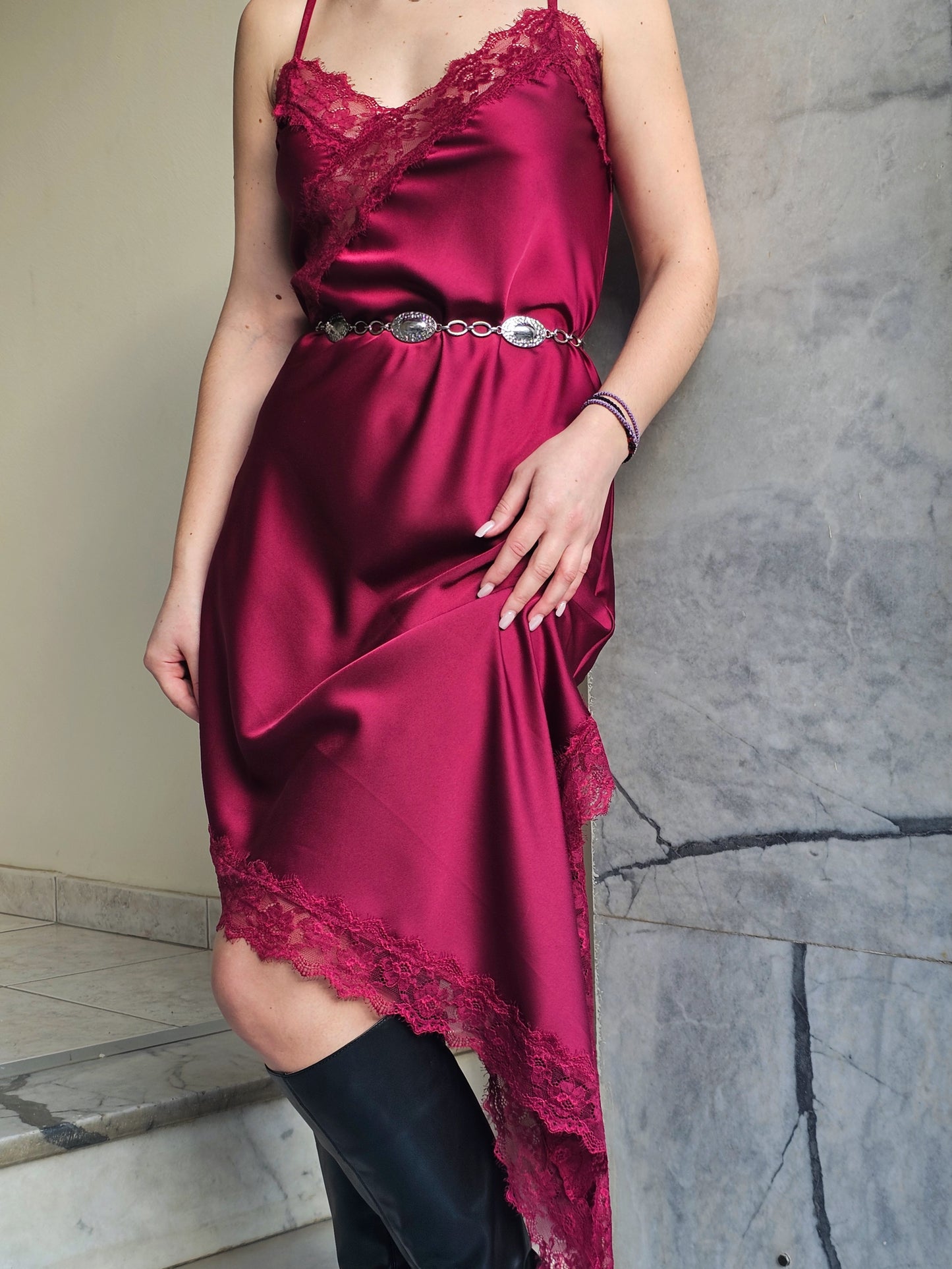 ΦΟΡΕΜΑ ΑΣΥΜΜΕΤΡΟ ΜΕ ΔΑΝΤΕΛΑ ΣΤΟ ΤΕΛΕΙΩΜΑ