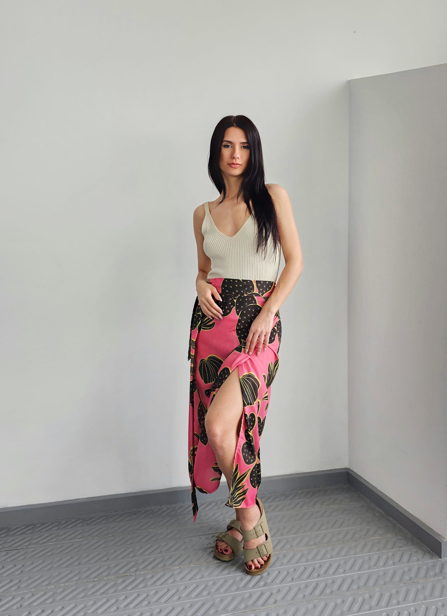 ΜΠΛΟΥΖΑΚΙ ΠΛΕΚΤΟ CROP TOP