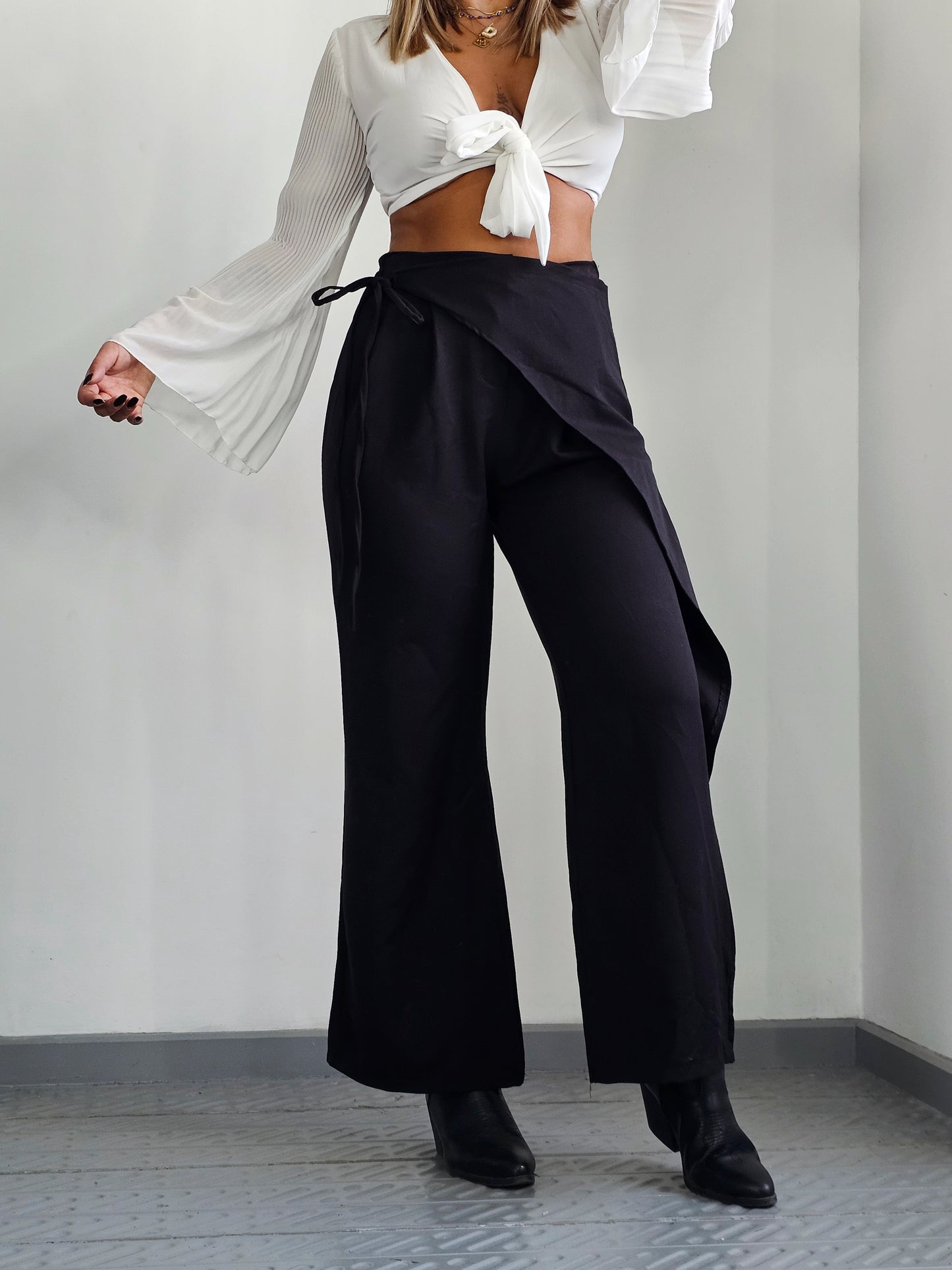 " TIE WAIST PANTS "