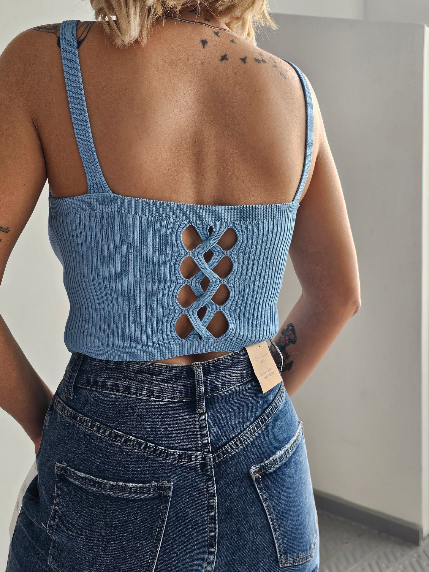 ΜΠΛΟΥΖΑΚΙ ΠΛΕΚΤΟ CROP TOP
