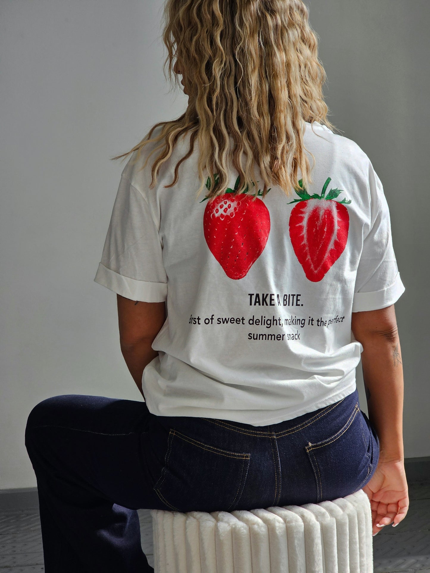 T-Shirt  "Take A bite "
