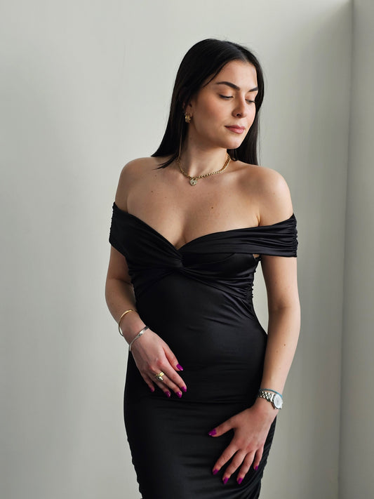 "OLIVIA 'S DRESS"